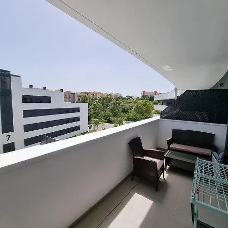 Centro Wellingtonia Apartment Estepona